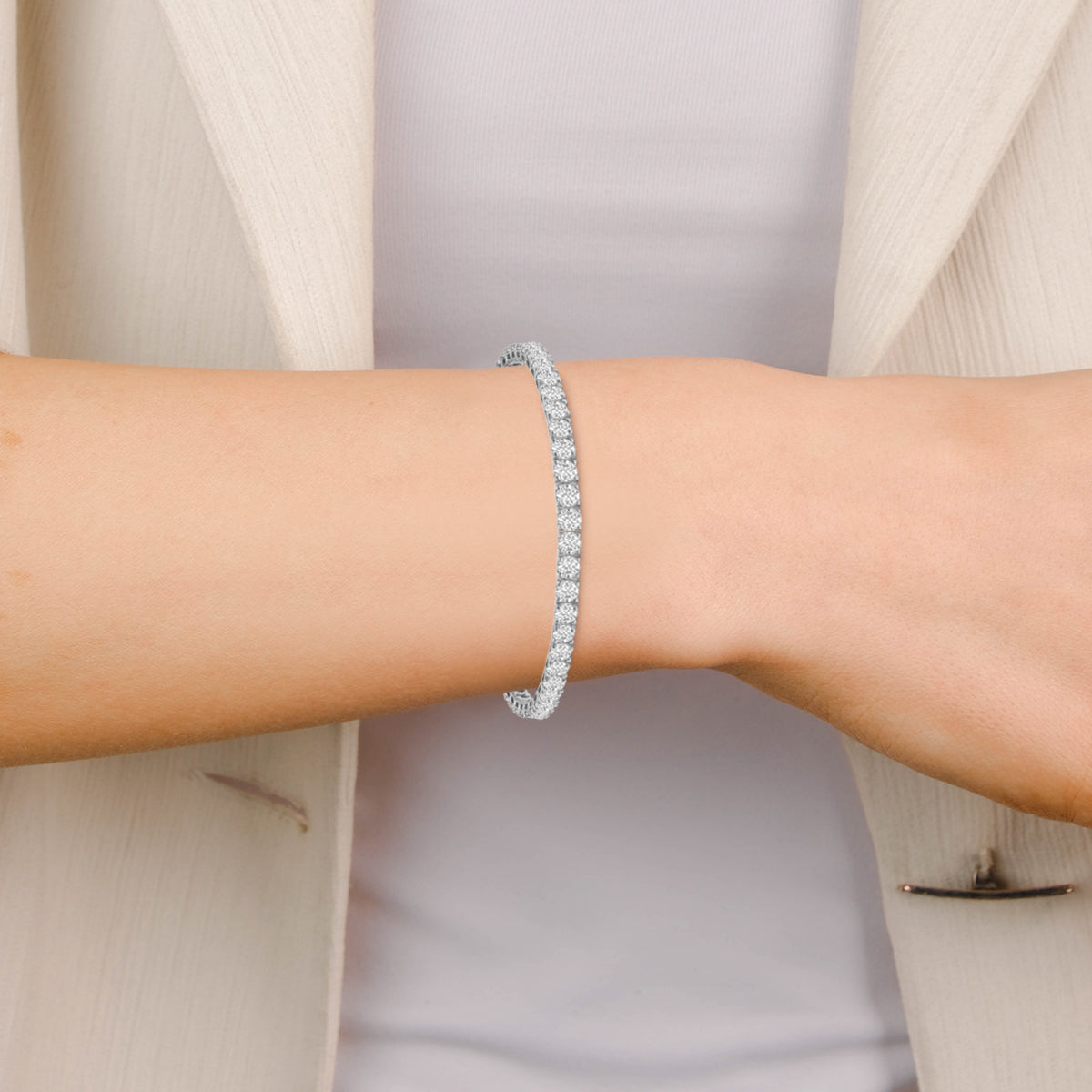 Round Lab Grown Diamond Tennis Bracelet in 14 Karat Gold